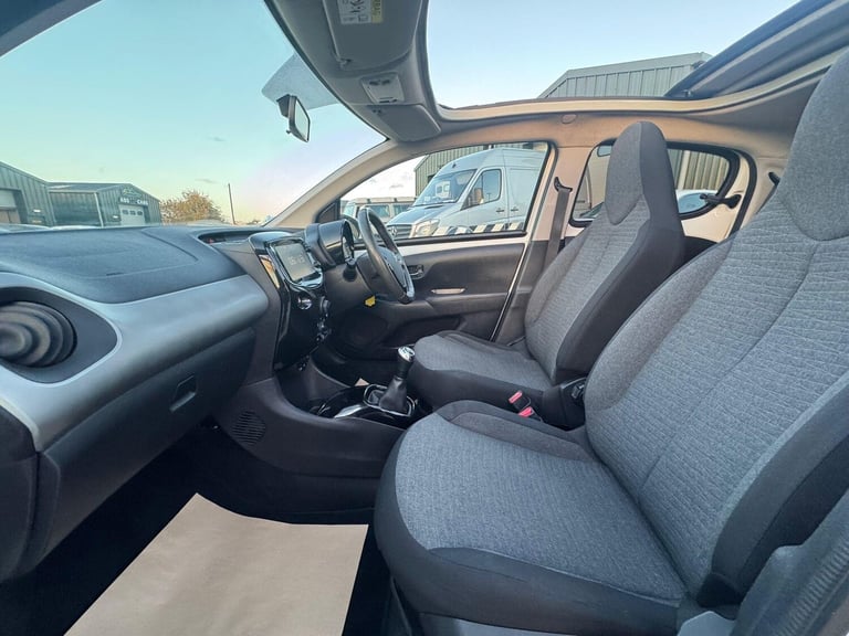 2014 Citroen C1 1.0 VTi Flair Airscape Euro 5 (s/s) 5dr (Euro 5) HATCHBACK Petrol Manual