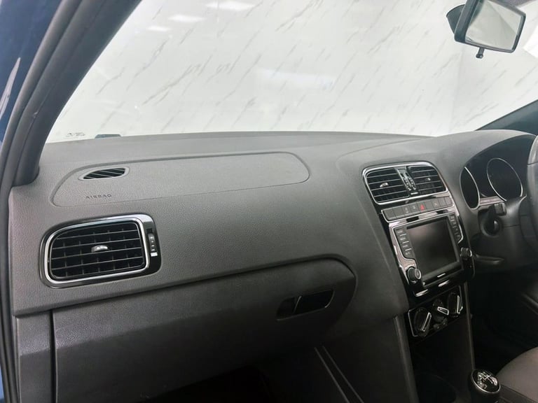 2015 Volkswagen Polo 1.2 TSI BlueMotion Tech R-Line Hatchback 3dr Petrol Manual Euro 6 (s/s) (90 ...