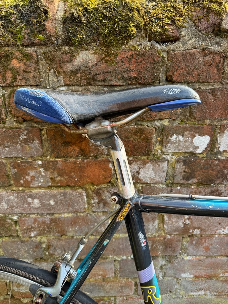 Handmade Italian vintage 1980s Rossin racing bike with Shimano 600 group set