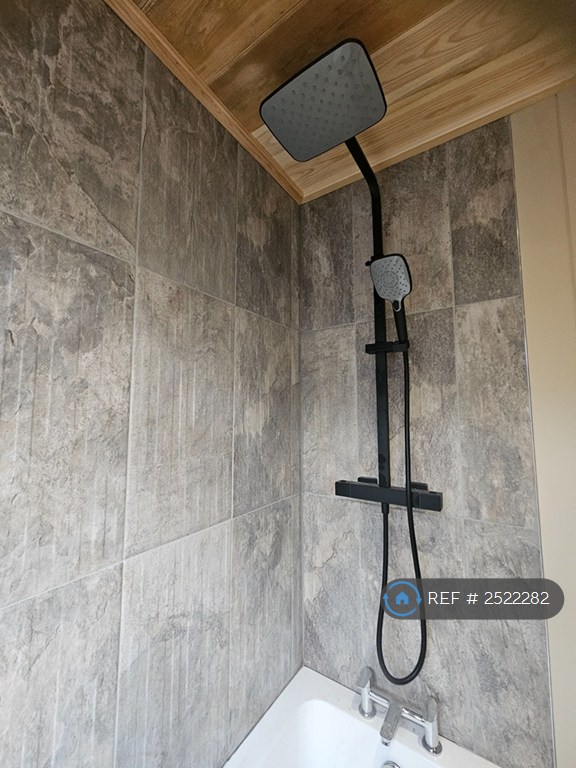 3 bedroom house in Kenwyn Park, St. Kew Highway, Bodmin, PL30 (3 bed) (#2522282)