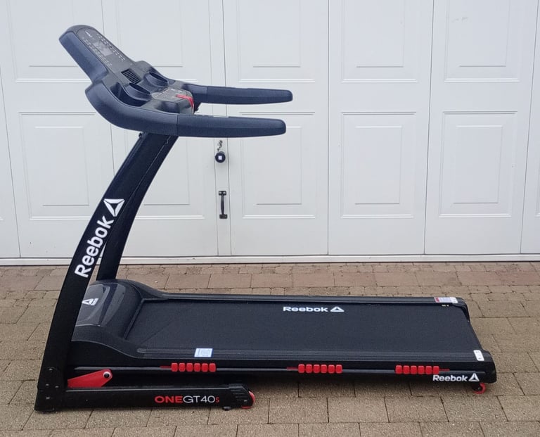 Reebok GT40s Treadmill - good as new