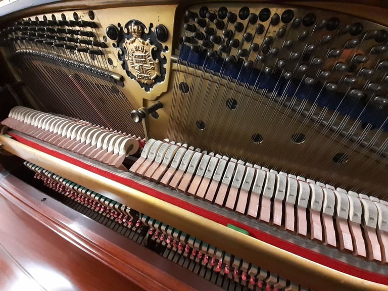 Bluthner Upright Piano in Rosewood *free tuning + matching stool* elegant piece