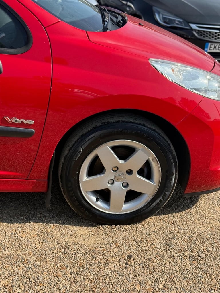 2010 Peugeot 207 1.4 HDi Verve Euro 4 3dr Hatchback Diesel Manual - Image 5