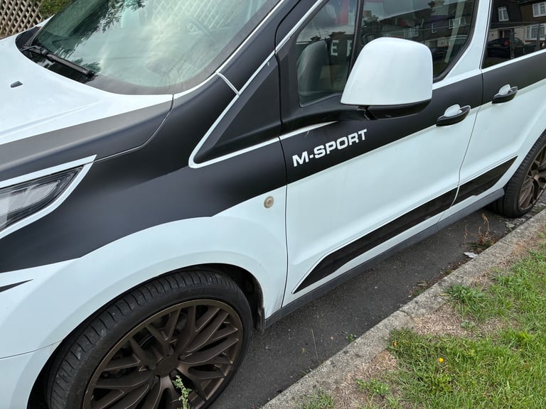 Ford, TRANSIT CONNECT, Panel Van, 2015, Manual, 1560 (cc)