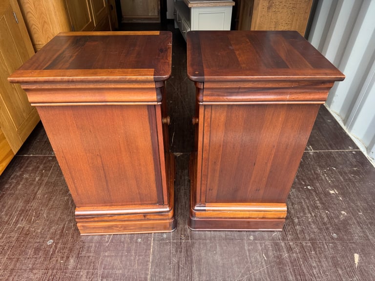 Willis & Gambier Quality made bedside cabinets possible delivery 