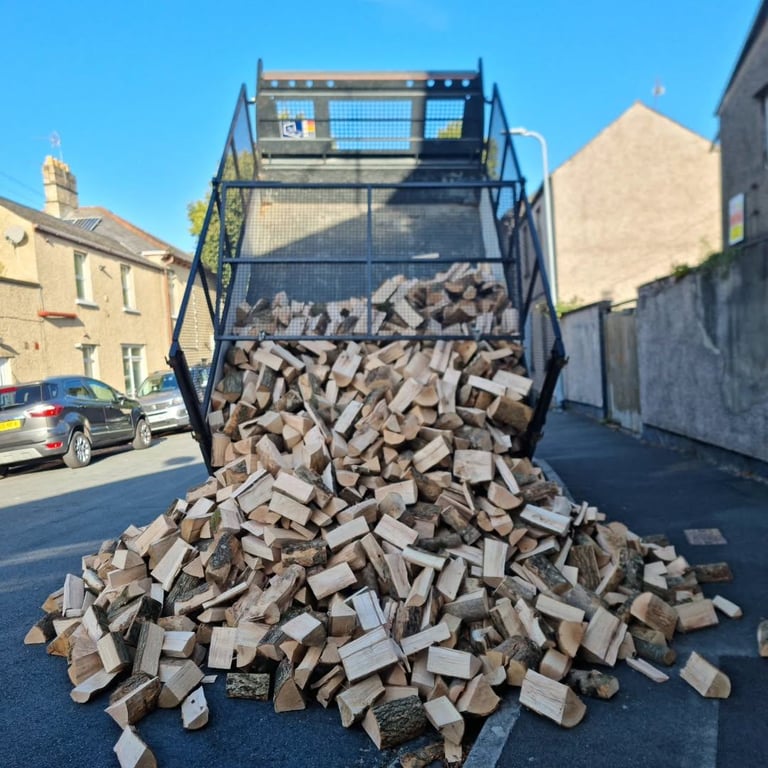 KILN DRIED LOGS 