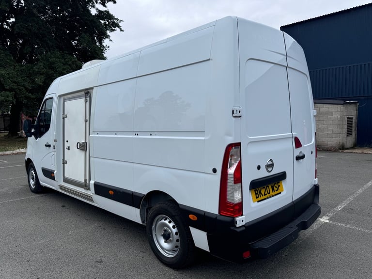2020 Nissan NV400 Nissan NV400 2020 Mwb Fridge Van 2.3 dci 135ps MOT and Full History !! PANEL VA...