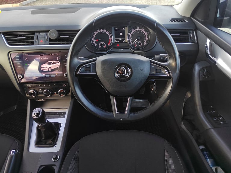 Skoda Octavia Estate 1.6 TDI SE, 115 bhp, 2019