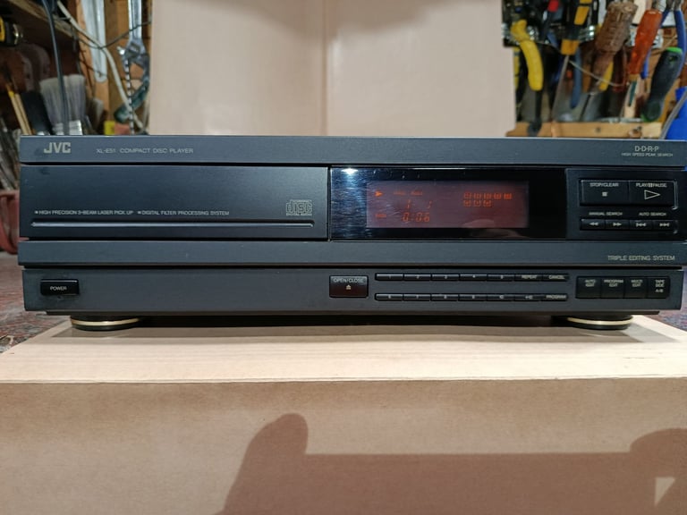 CD PLAYER JVC XL-E51 COMPACT DISC PLAYER MIDI SEPARATE 