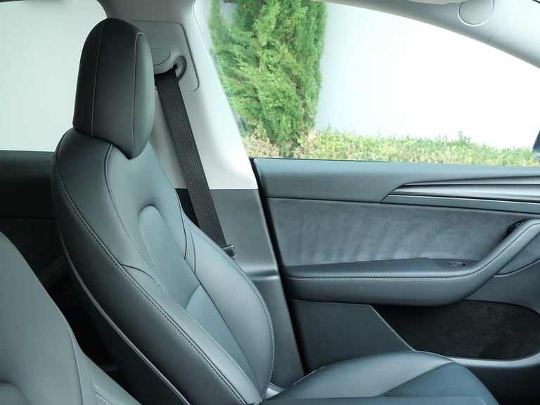 2022 Tesla Model Y (Dual Motor) Long Range SUV 5dr Electric Auto 4WDE (384 bhp) SUV Electric Auto...