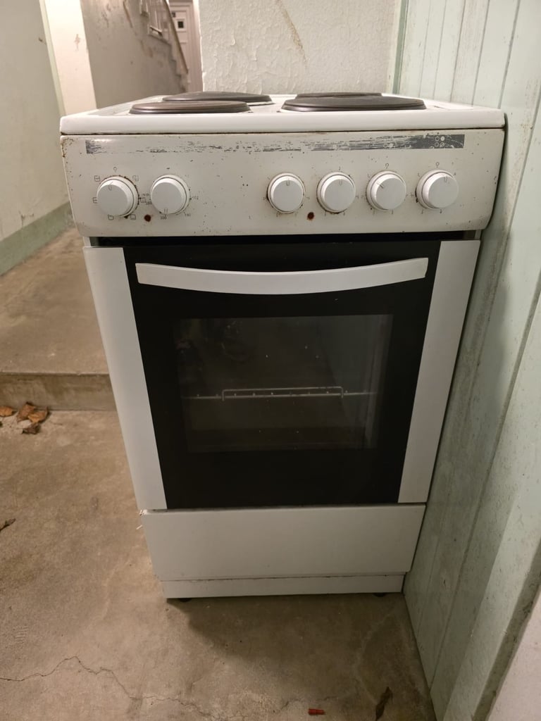 image for Working Electric Cooker & Oven - Free