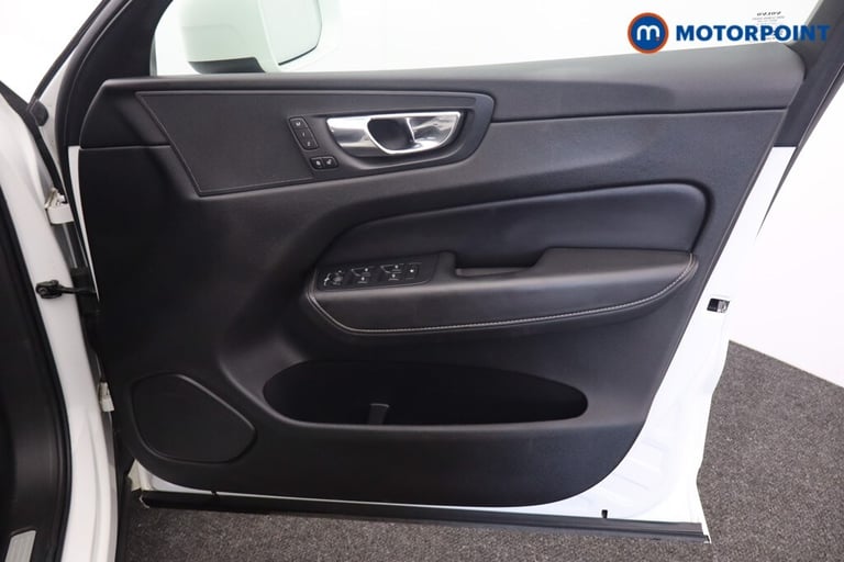 2019 Volvo XC60 2.0 D4 Inscription 5dr Geartronic SUV Diesel Automatic