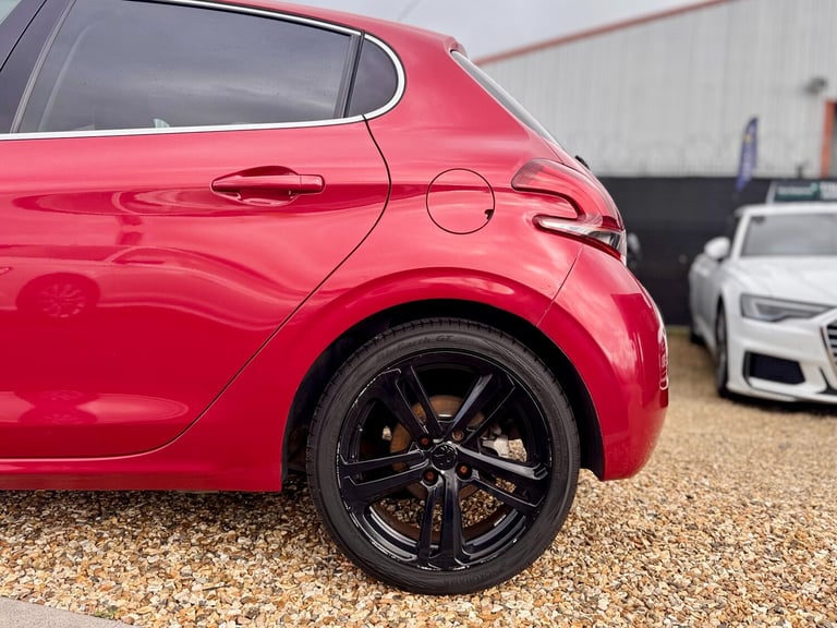 2015 Peugeot 208 1.6 BlueHDi 120 GT Line 5dr HATCHBACK Diesel Manual