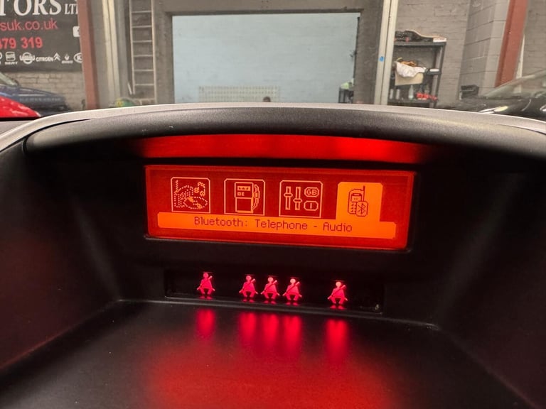 2011 Peugeot 207 1.4 Active 5dr HATCHBACK PETROL Manual