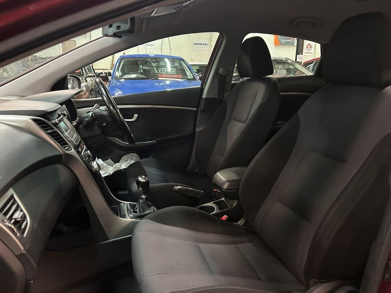 2016 Hyundai i30 1.6 CRDi Blue Drive SE 5dr HATCHBACK DIESEL Manual