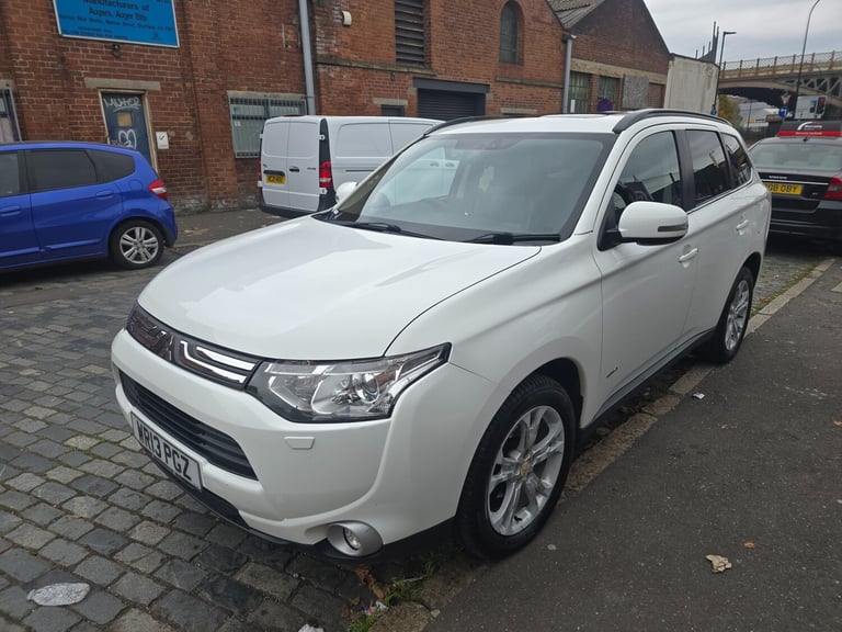 2013 Mitsubishi Outlander 2.2 DI-D GX4 5dr ESTATE Diesel Manual