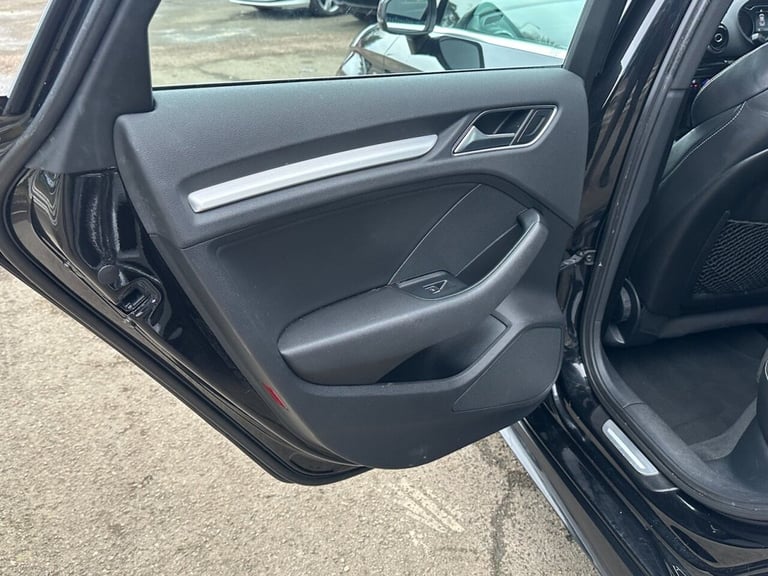 2014 Audi A3 2.0 TDI S line Saloon 4dr Diesel Manual Euro 5 (s/s) (150 ps) Saloon Diesel Manual