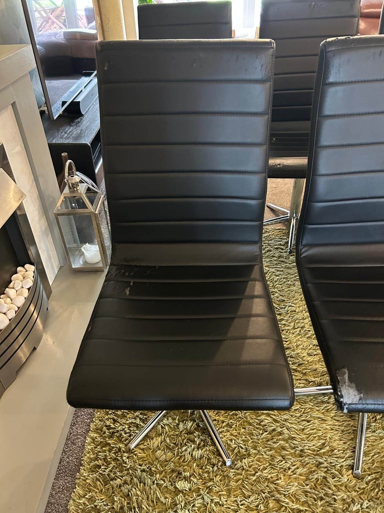 Set of 6 dining room chairs