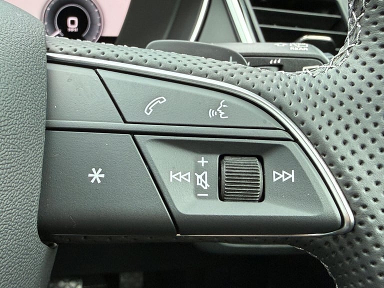 2024 Audi Q5 2.0 TFSIe 50 S line SUV 5dr Petrol Plug-in Hybrid S Tronic quattro Euro 6 ( ESTATE P...