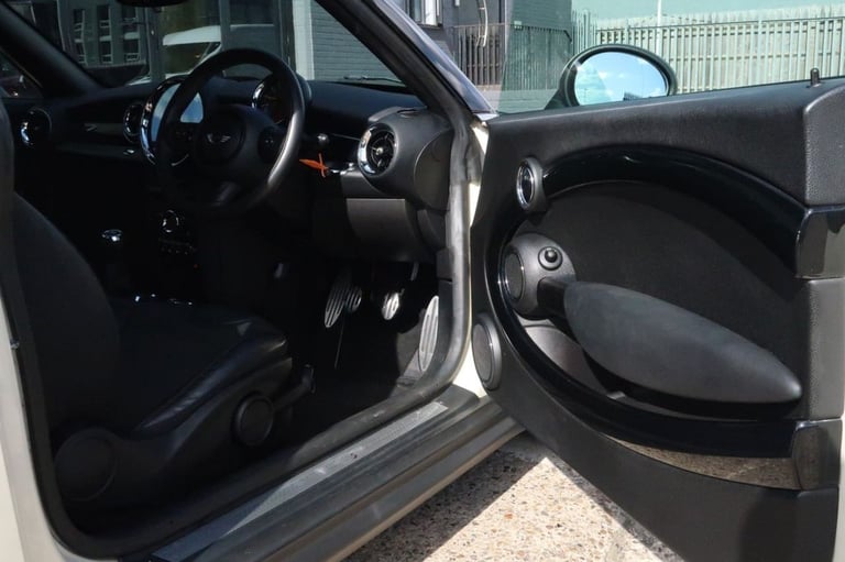 2015 MINI COUPE 1.6 COOPER S COUPE 2DR PETROL MANUAL EURO 5 (S/S) (184 PS)