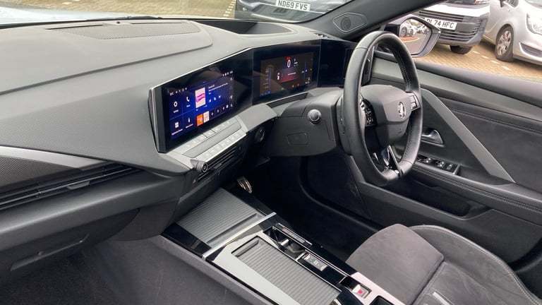 2023 Vauxhall Astra 1.6 Plug-in Hybrid GSe 5dr Auto Hatchback Hatchback Hybrid Automatic