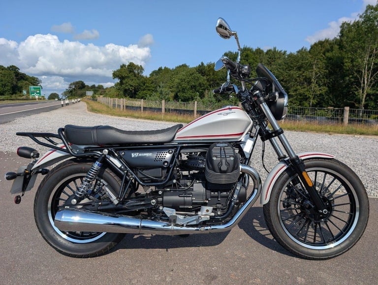 image for 2018 MOTO GUZZI V9 ROAMER