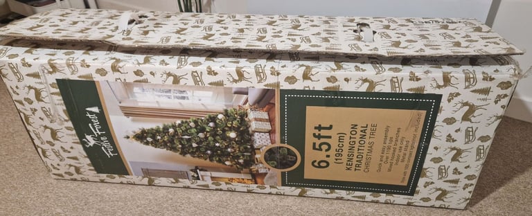 The Range 6.5ft Kensington Traditional Christmas Tree by Festive Forest.