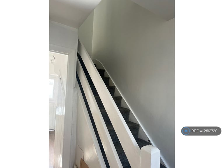 3 bedroom house in Burley Wood Crescent, Leeds, LS4 (3 bed) (#2612720)