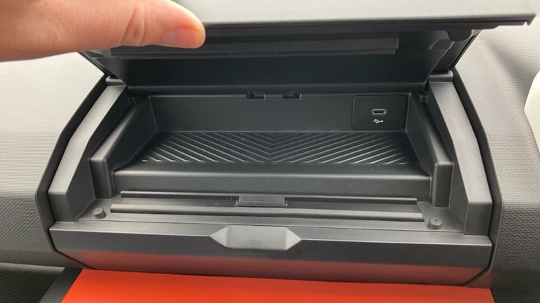 2025 Dacia Spring 27kWh Expression 65 48kW 5dr Auto Electric Hatchback Hatchback Electric Automatic