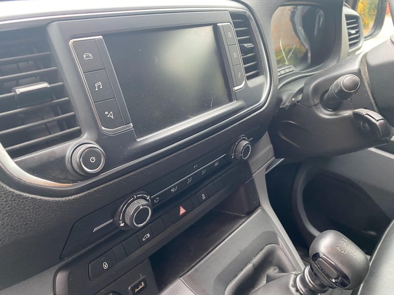  Peugeot Expert 2.0 BlueHDi 1400 Professional Plus Standard Panel Van MWB Euro 6 (s/s) 6dr Diesel...