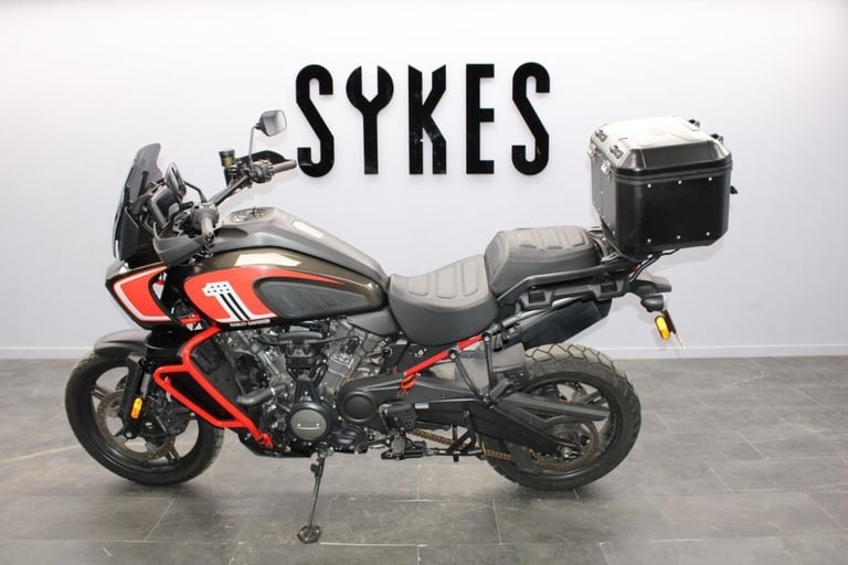 2021 Harley-Davidson RA1250 Pan America in Gauntlet Grey Metalic 