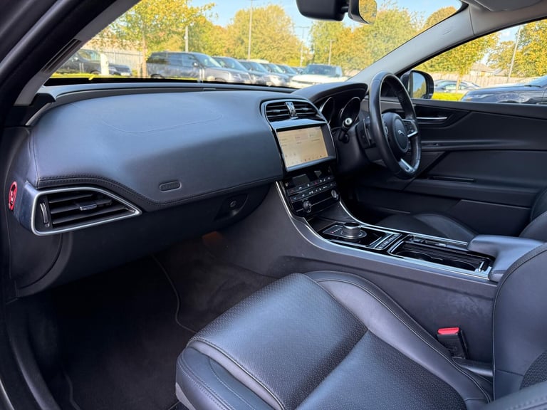 2018 Jaguar XE 2.0i GPF Portfolio Saloon 4dr Petrol Auto Euro 6 (s/s) (200 ps) SALOON Petrol Auto...