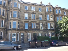 2 bedroom flat in McDonald Road, Bonnington, Edinburgh, EH7 4NQ