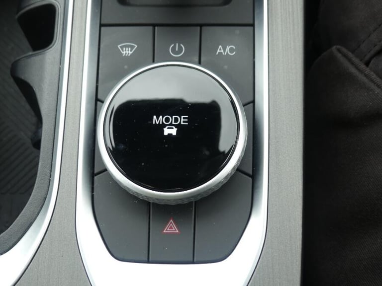 2025 Jaecoo Jaecoo 7 1.6t Deluxe Suv 5dr Petrol Dct Euro 6 (s/s) (147 Ps) HATCHBACK Petrol Automatic
