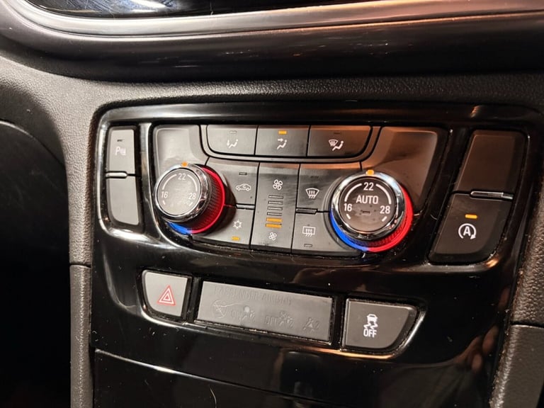 2017 Vauxhall Mokka X 1.4T Active 5dr HATCHBACK PETROL Manual