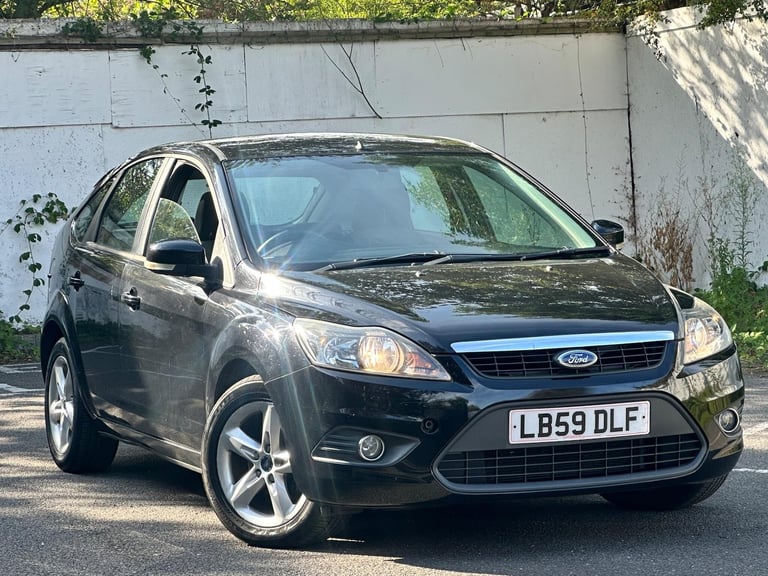 image for 2010 Ford Focus 1.6 Zetec 5dr HATCHBACK Petrol Manual