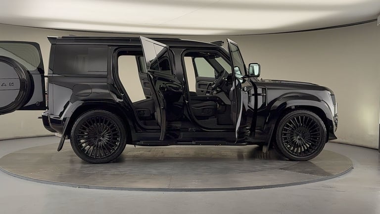 2025 Land Rover Defender 110 3.0 D350 MHEV X-Dynamic SE SUV 5dr Diesel Auto 4WD Euro 6 (s/s) (350...