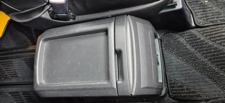 TOYOTA ALPHARD, 2009,NEW SHAPE 65,577 MILES 2.4 LITRE, PETROL, AUTOMATIC
