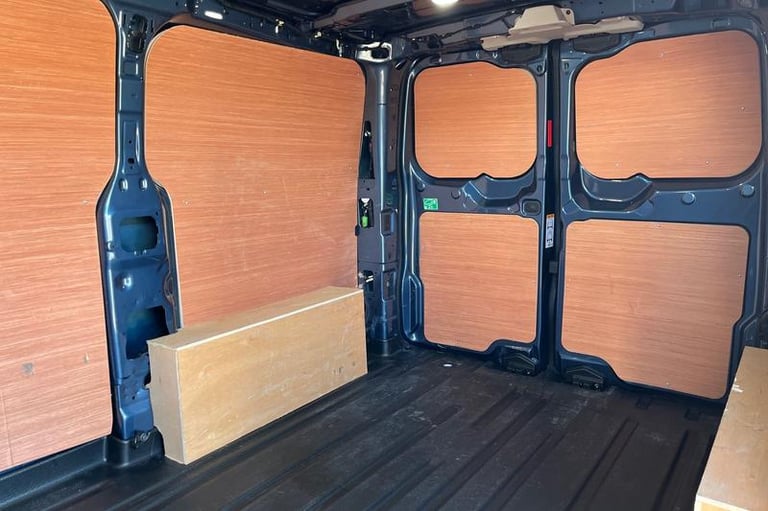 2025 Ford Transit Custom 2.0 EcoBlue 136ps H1 Van Limited PANEL VAN DIESEL Manual