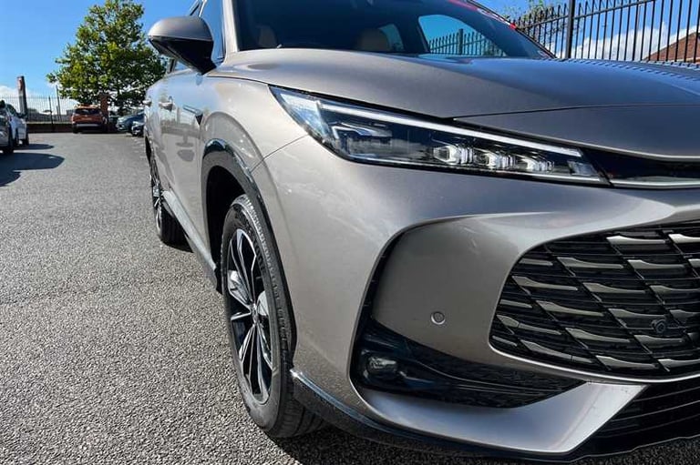 2024 MG MG HS 1.5 T-GDI Trophy 5dr ESTATE PETROL Manual