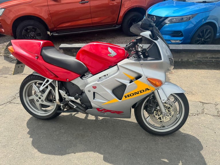 image for HONDA VFR800X Red Manual Petrol 2000