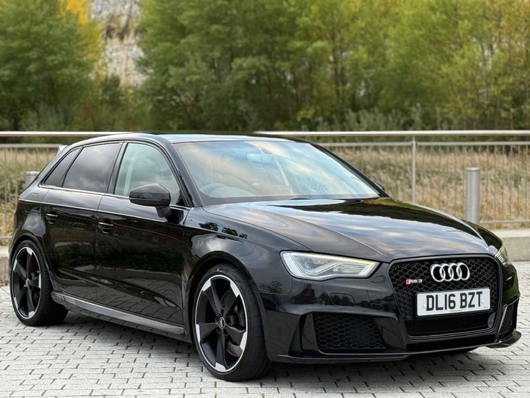 2016 Audi RS3 2.5 TFSI RS 3 Quattro 5dr S Tronic [Nav] HATCHBACK PETROL Automatic