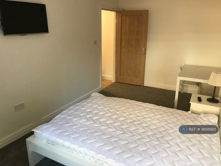 7 bedroom house in North View, Edge Hill, Liverpool, L7 (7 bed) (#2656920)