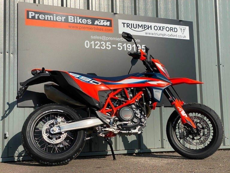 KTM 690 SMC R ABS SUPERMOTO MOTORCYCLE 