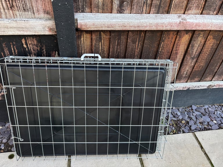 Dog cage 