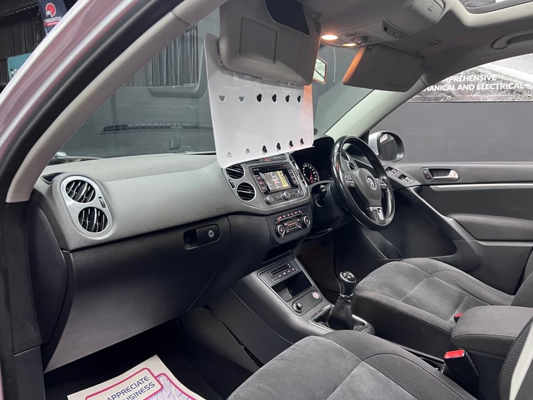 2013 Volkswagen Tiguan 2.0 TDi BlueMotion Tech Match 5dr ESTATE Diesel Manual