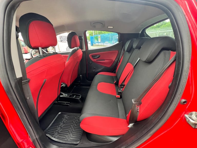 2012 Chrysler Ypsilon 1.2 Black and Red 5dr HATCHBACK PETROL Manual