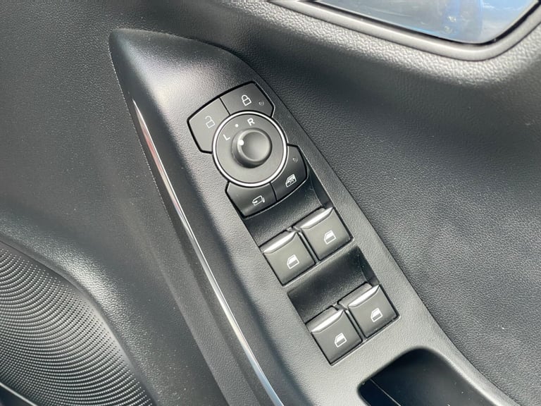 2023 Ford Puma 1.0T EcoBoost MHEV ST-Line Vignale Euro 6 (s/s) 5dr HATCHBACK Petrol/Electric Hybr...