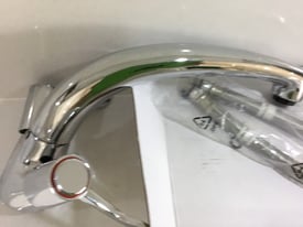 Brand new chrome mixer tap with fittings 