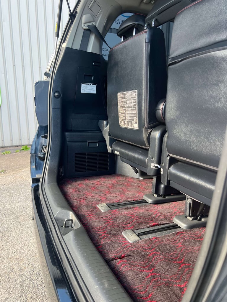 2014 Toyota Vellfire 2.4+GOLDEN EYES+GRADE 4B+FRESH IMPORT+ MPV Petrol Automatic